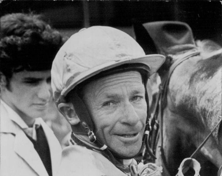 Vale Bill Wade - Newcastle Racecourse